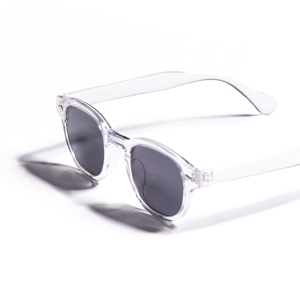 LE CORBUSIER / TRANSPARENT BlACK